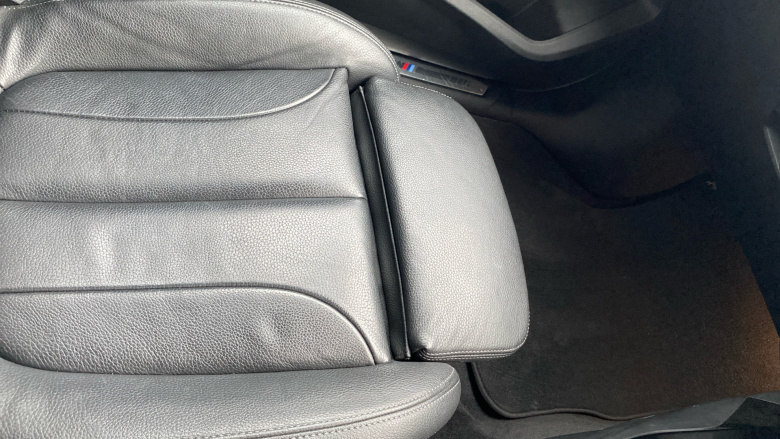 BMW 1 Series 118i [136] M Sport 5dr [Live Cockpit Professional] Petrol Hatchback